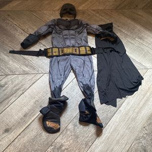 Batman costume 5T